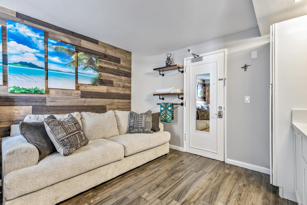 Inviting Waikiki Grand Hotel Room One Block To Beach! Honolulu Exteriör bild